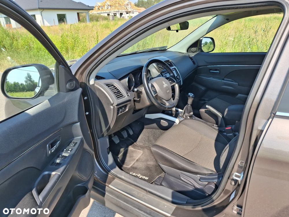 Mitsubishi ASX 1.6 Invite - 11