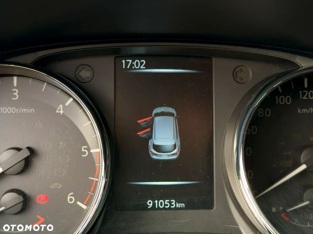 Nissan Qashqai 1.6 DCi ALL-MODE 4x4i ACENTA - 11