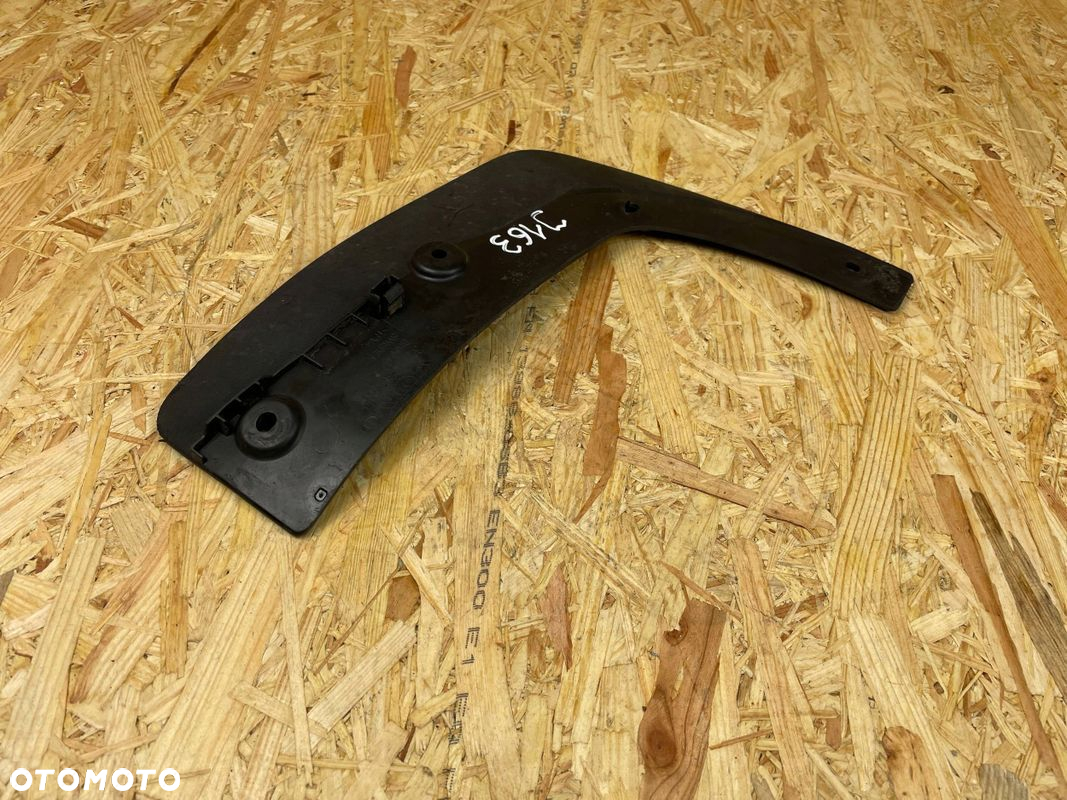 CHLAPACZ OSŁONA NADKOLA PRZÓD PRAWA VOLVO XC40 32226807 2017- - 4
