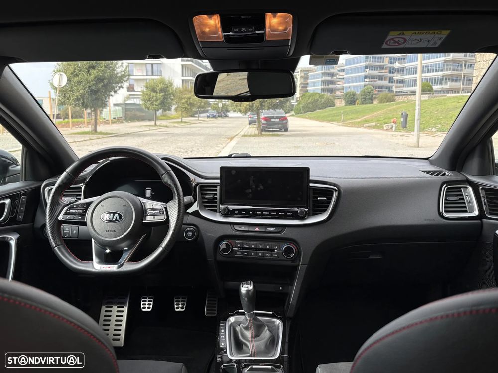 Kia Ceed 1.6 T-GDi GT - 15
