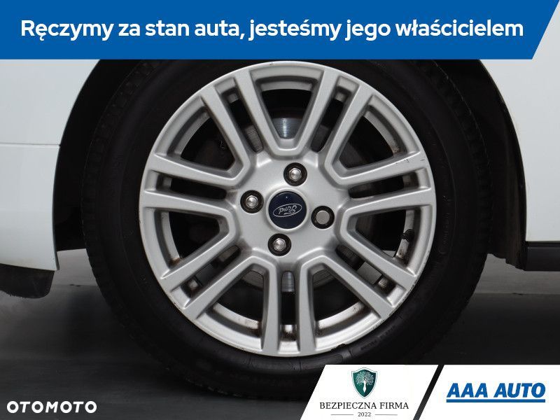 Ford Tourneo Courier - 17