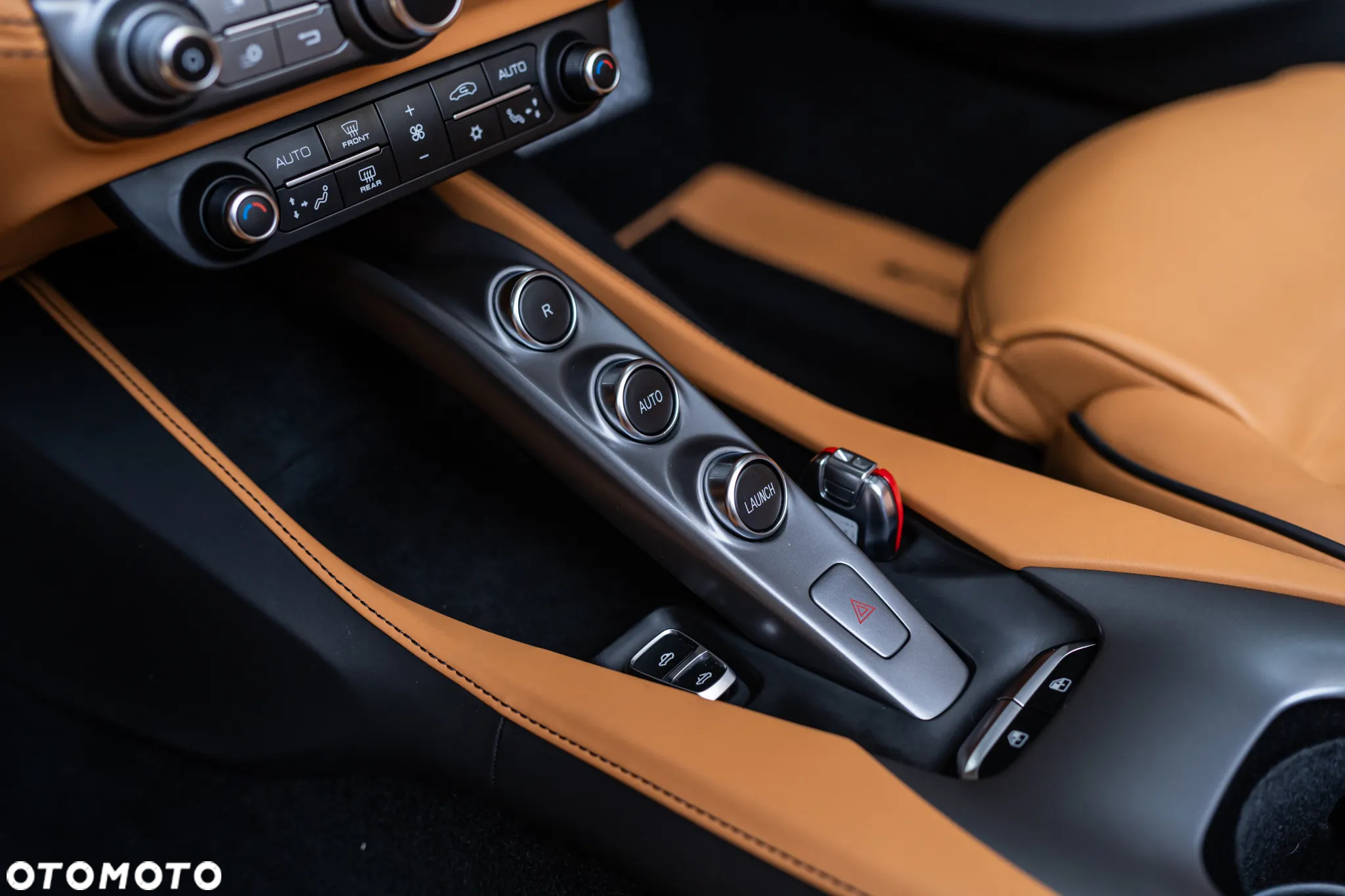 Ferrari Portofino M - 16