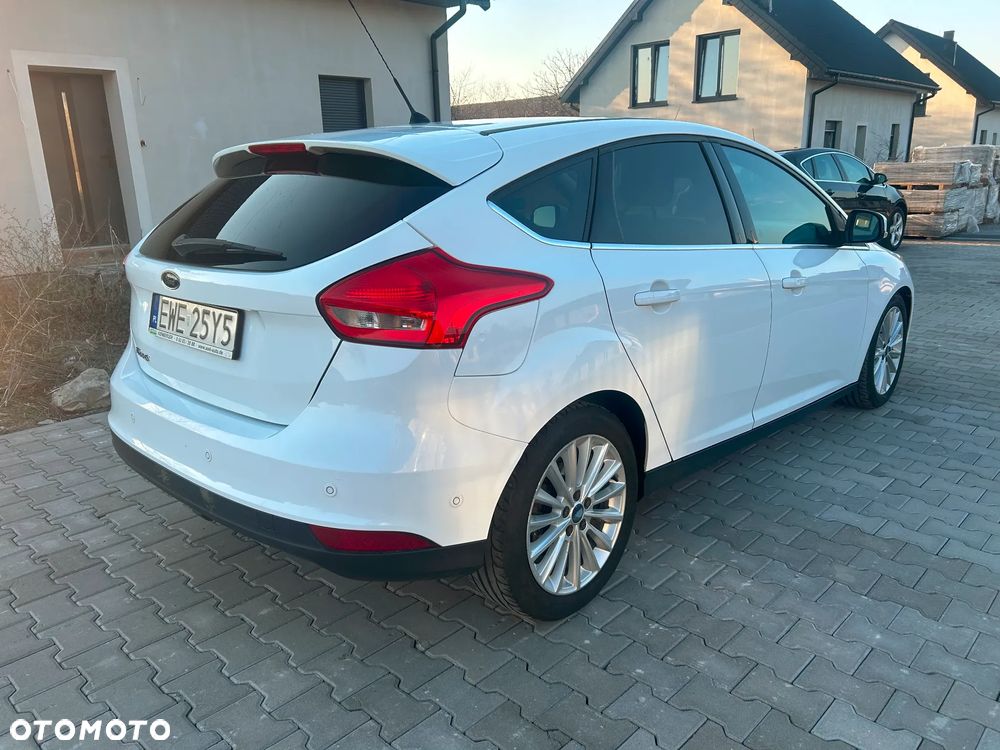 Ford Focus 1.5 TDCi DPF Start-Stopp-System Titanium - 11