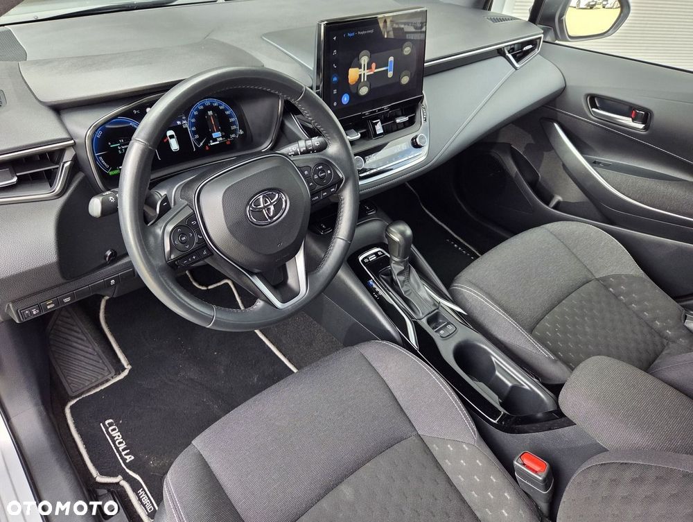 Toyota Corolla 2.0 Hybrid Comfort - 18