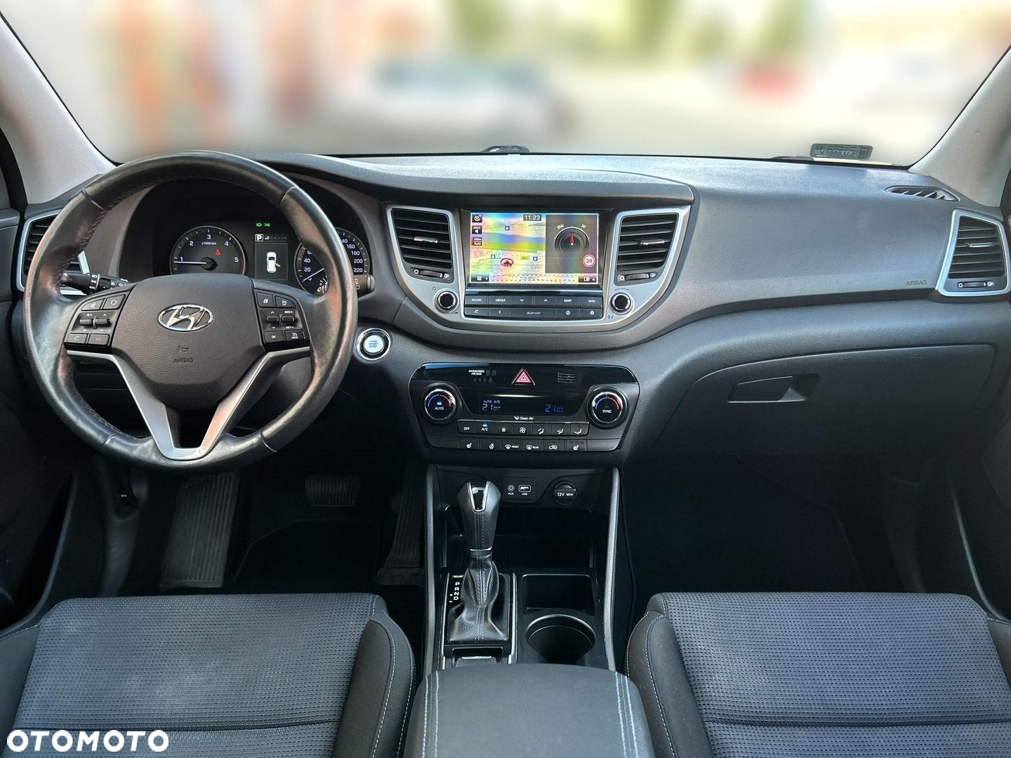 Hyundai Tucson 1.7 CRDI BlueDrive Premium 2WD DCT - 12