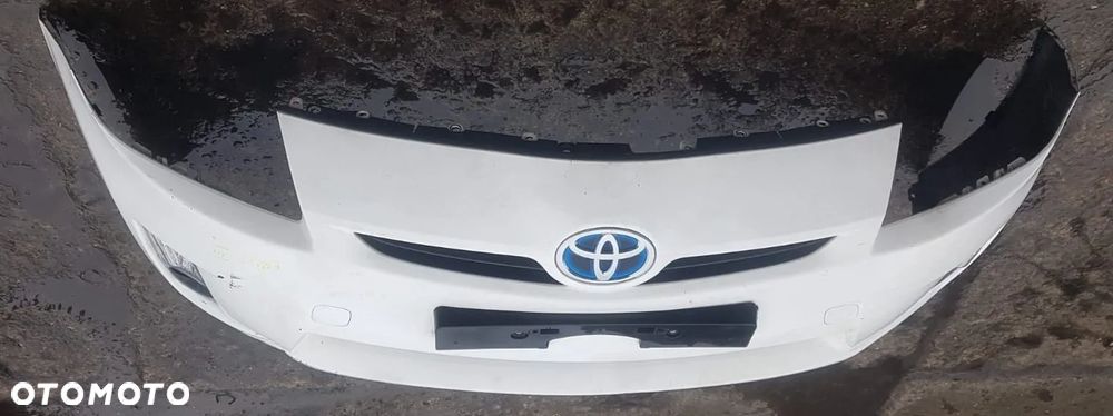 Zderzak przod Toyota PRIUS III - 1