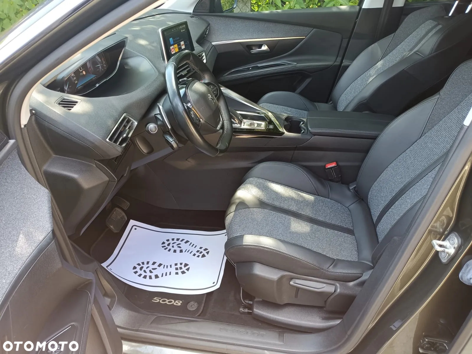Peugeot 5008 - 18