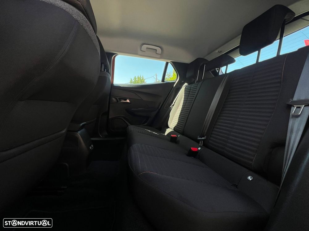 Peugeot e-2008 50 kWh Active Pack - 22
