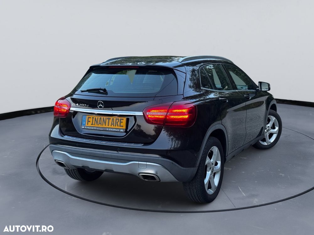 Mercedes-Benz GLA 200 d 7G-DCT Style - 16