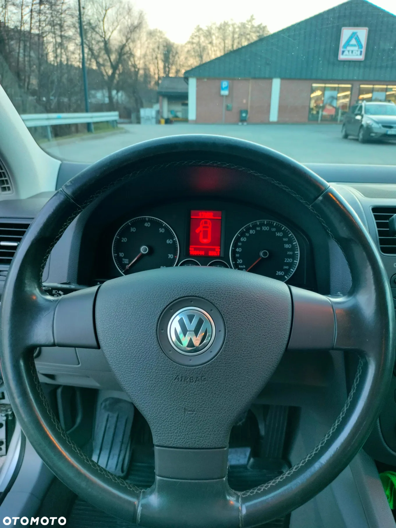 Volkswagen Golf V 1.6 Sportline - 22