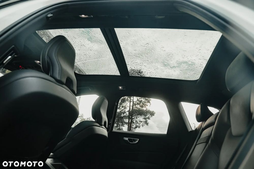 Volvo XC 60 T8 AWD Recharge Geartronic Inscription - 26