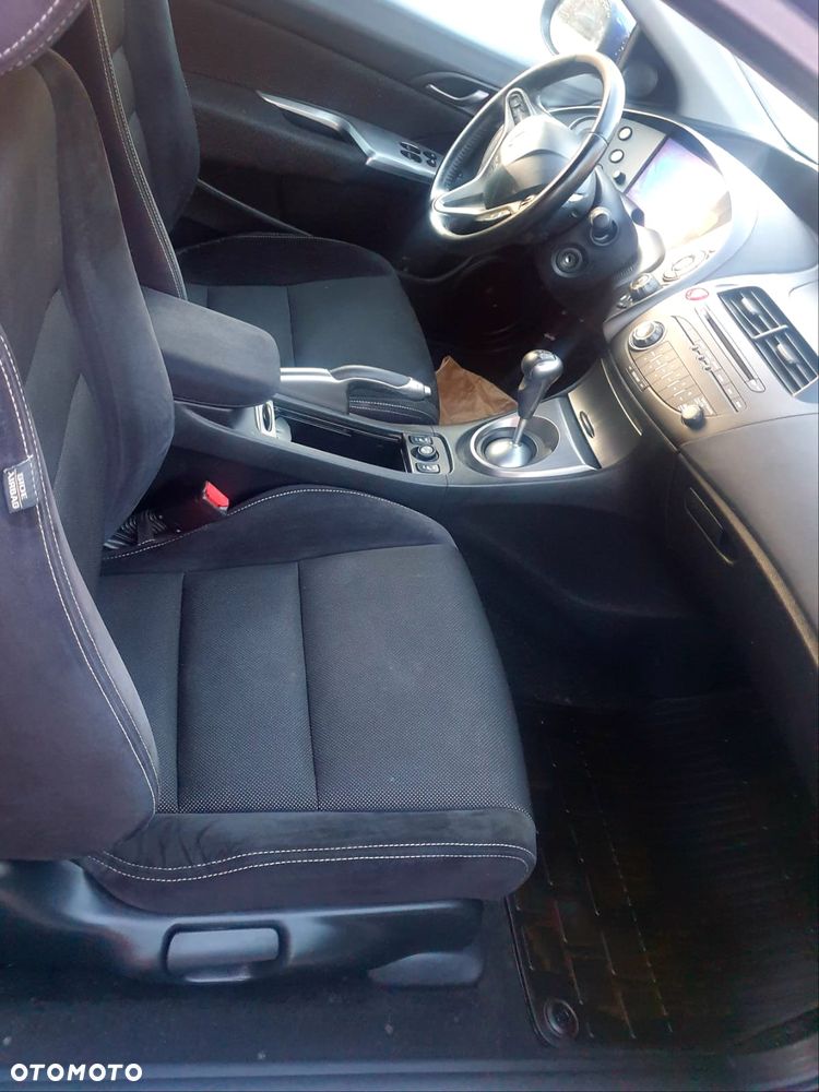 Honda Civic 1.4 i-VTEC Type S - 9