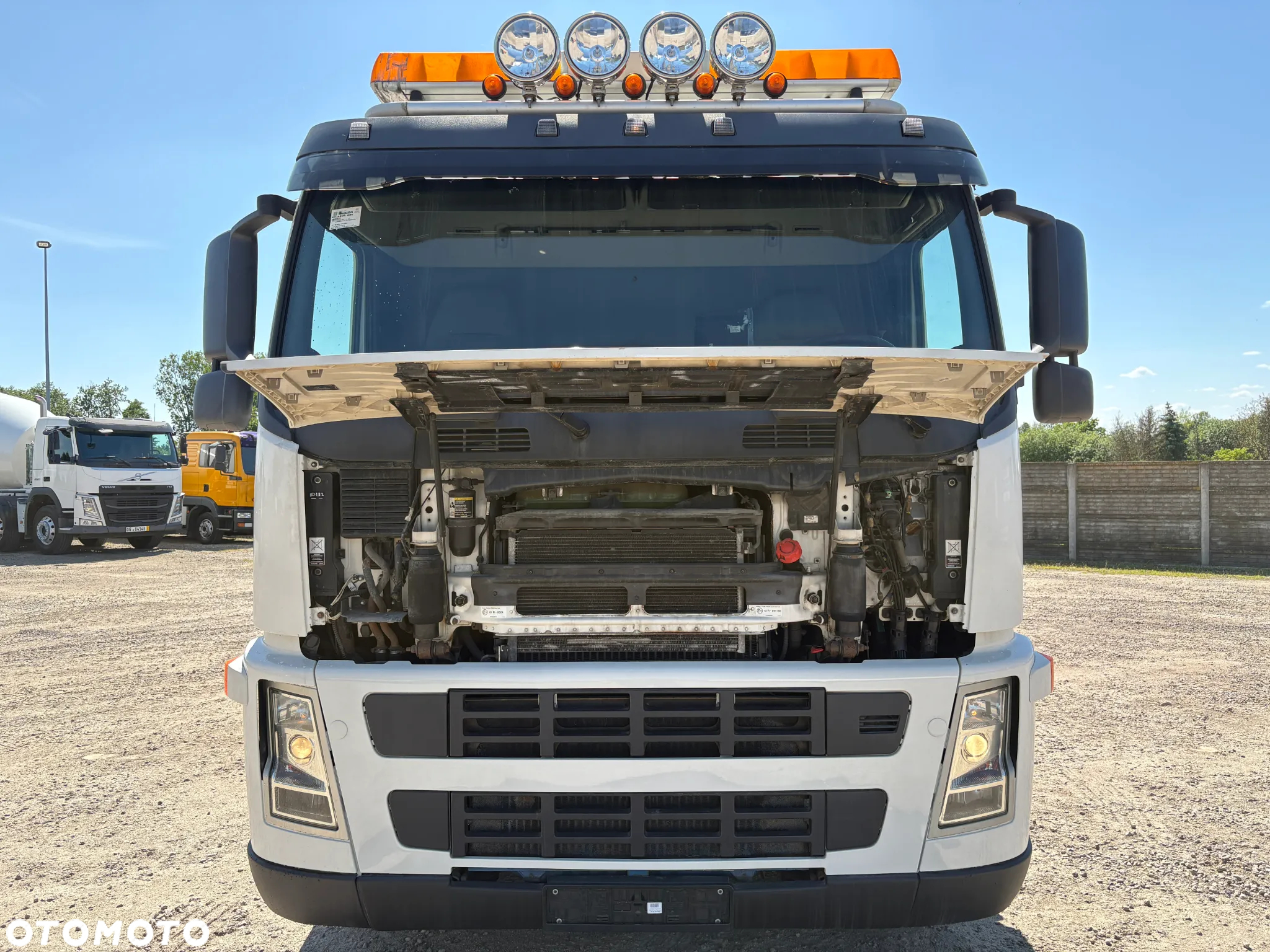 Volvo FM - 6x2 HDS Palfinger PK 23002 - 22