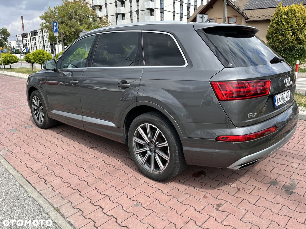 Audi Q7 - 8