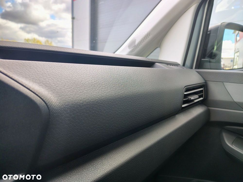 Volkswagen Caddy Caddy Maxi Life 7-miejscowy silnik: 1,5 l TSI eHybrid EU6 85 kW / skrzynia biegów: automatyczna DSG, 6-biegowa rozstaw osi: 2970 mm - 18