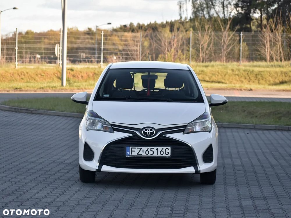 Toyota Yaris 1.0 Active EU6 - 3