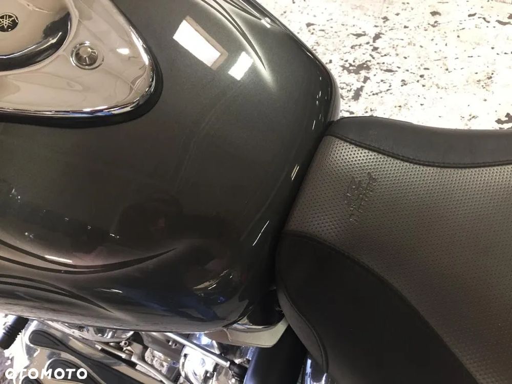 Yamaha Road Star - 5