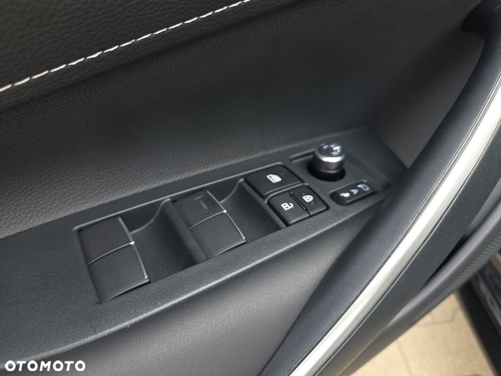 Toyota Corolla 2.0 Hybrid Style - 19