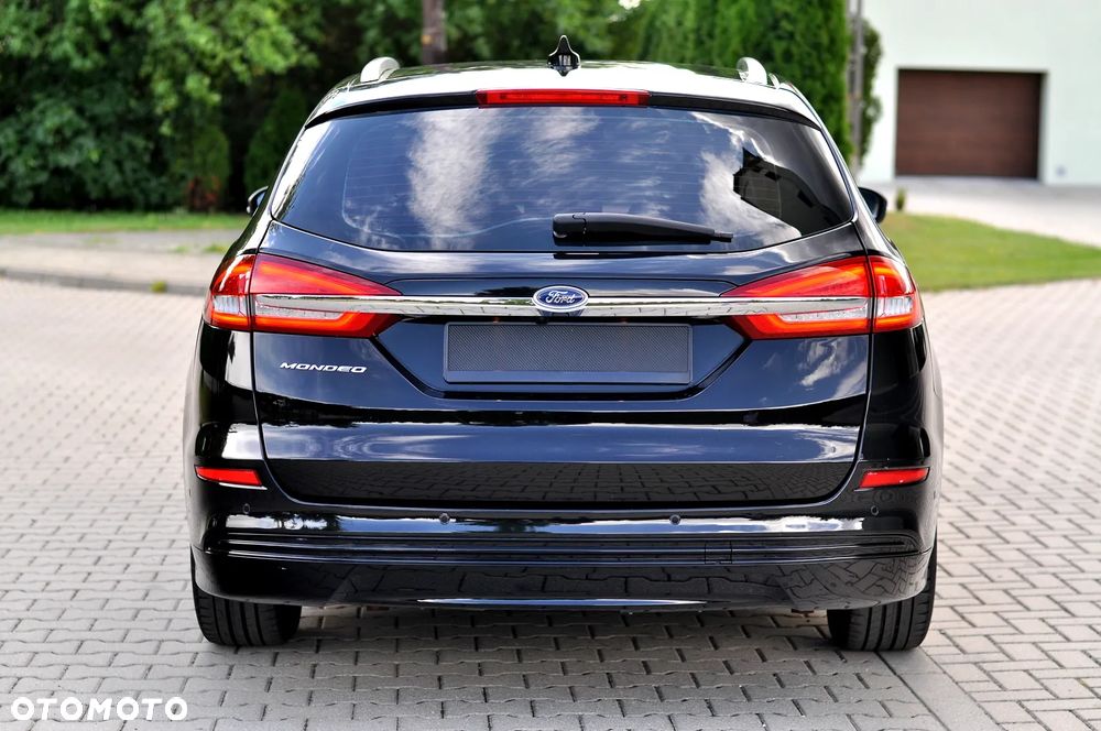 Ford Mondeo 2.0 EcoBlue Titanium - 13