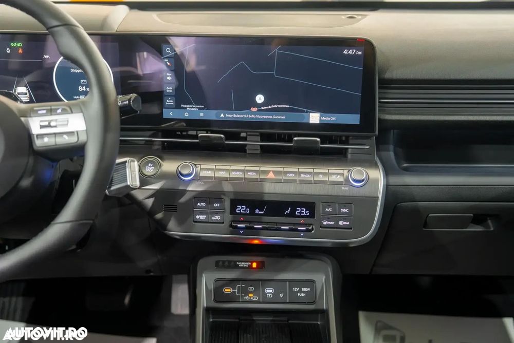 Hyundai KONA - 15