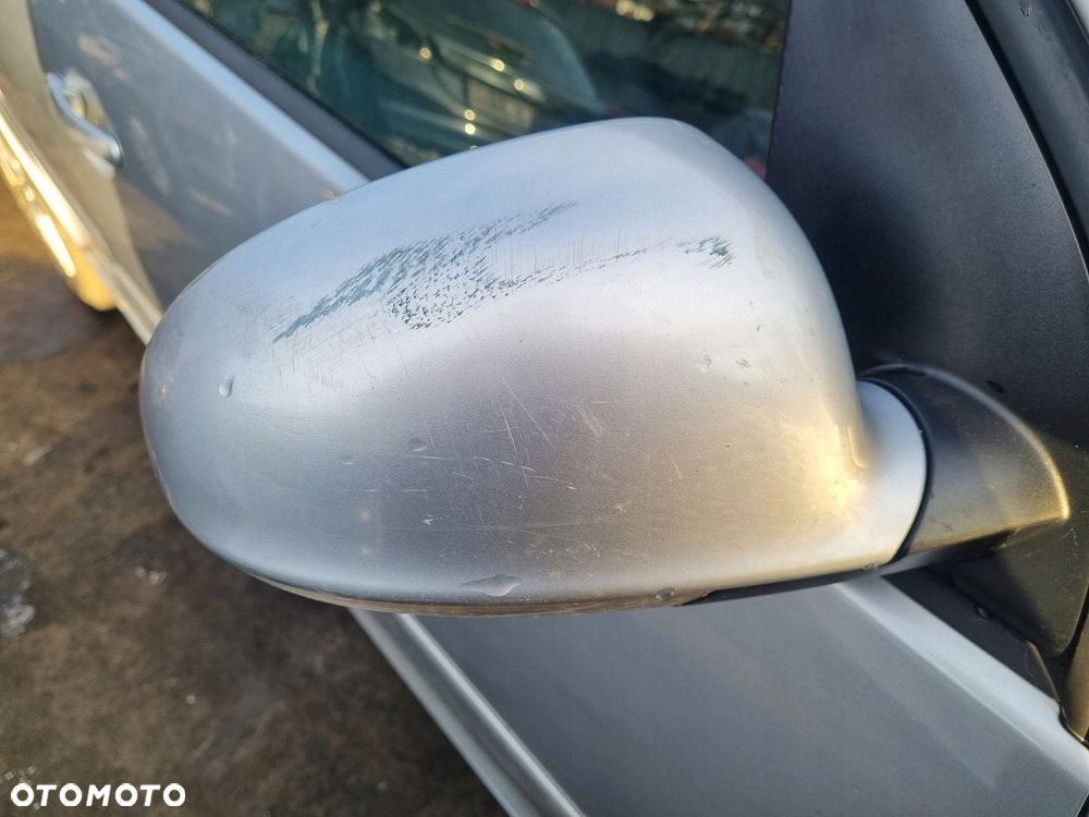 VOLKSWAGEN GOLF V 5 03-09 r. 5D HB LA7W ELEKTRYCZNE LUSTERKO PRAWE 6 PIN EU - 5