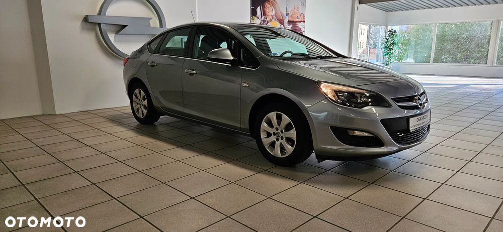 Opel Astra IV 1.6 Active - 4