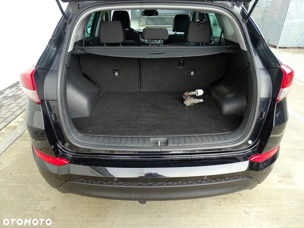 Hyundai Tucson blue 1.7 CRDi 2WD Classic - 14