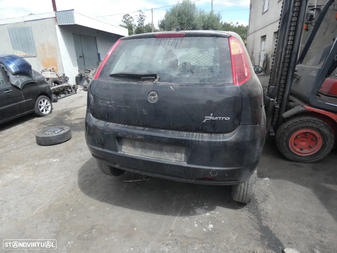 Fiat Punto de 2008 para peças - 2