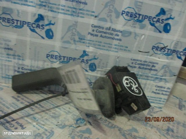 Comutador 30613573 VOLVO V40 2001 ESCOVAS VOLVO V40 1999 1.9 DI 95CV 4P AZUL ESCOVAS - 2