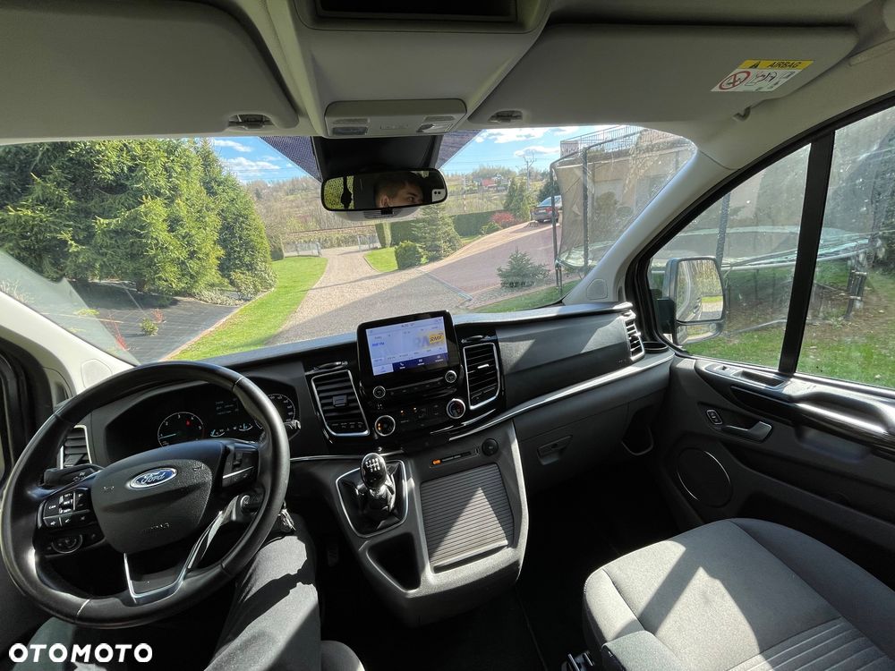 Ford Tourneo Custom 2.0 EcoBlue L2 Titanium - 10