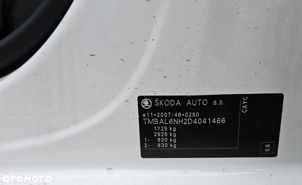 Skoda RAPID 1.6 TDI DPF Ambition - 23