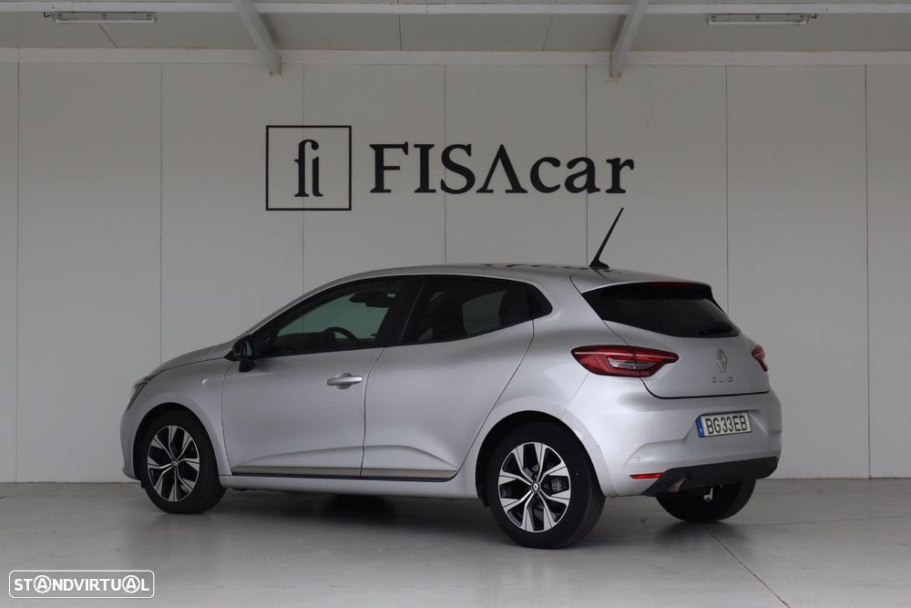 Renault Clio - 8