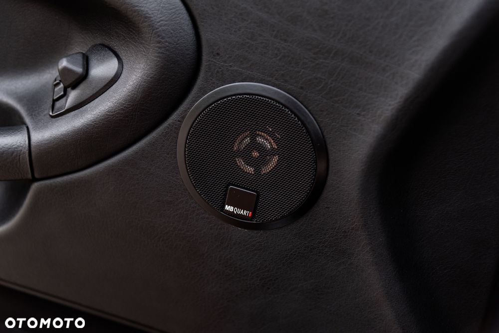 BMW Seria 3 320i - 35