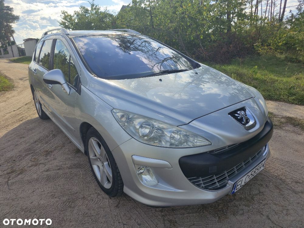 Peugeot 308 - 1