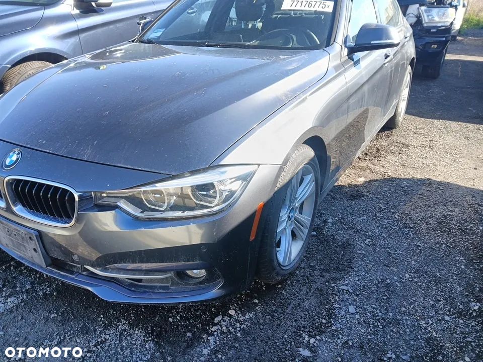 BMW Seria 3 328i xDrive - 5