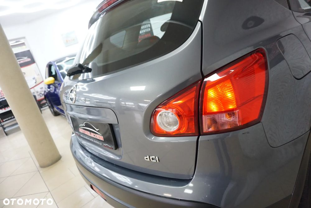 Nissan Qashqai 2.0 dCi DPF tekna - 11