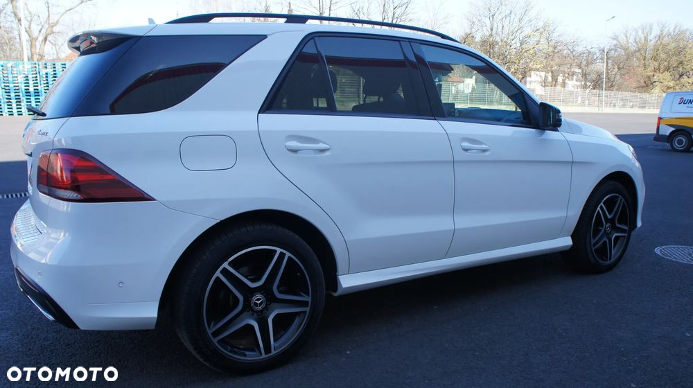 Mercedes-Benz GLE 350 d 4-Matic - 6