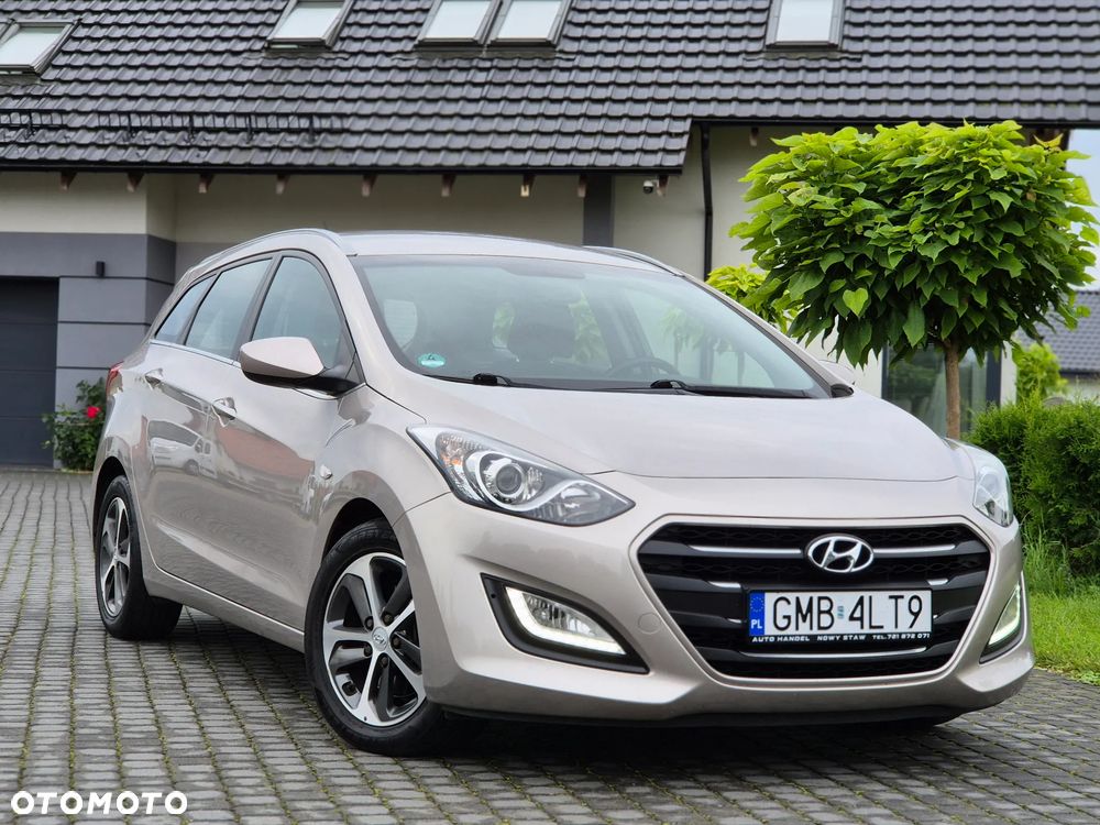 Hyundai i30 1.6 GDI Style - 30
