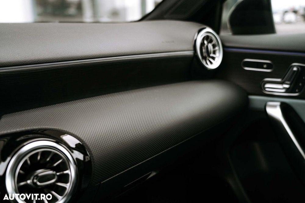 Mercedes-Benz A - 33