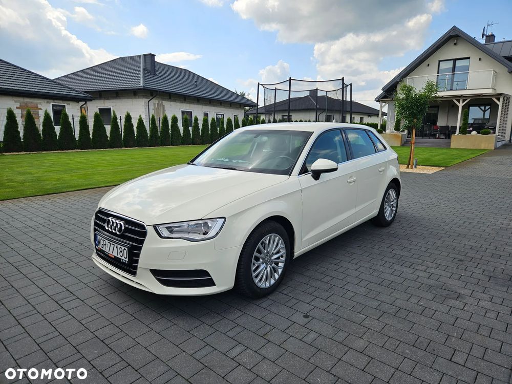 Audi A3 Sportback 2.0 TDI S tronic - 1