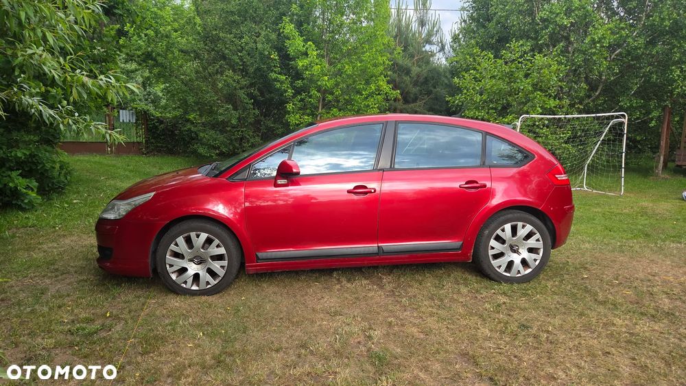 Citroën C4 1.6 16V Magic - 10