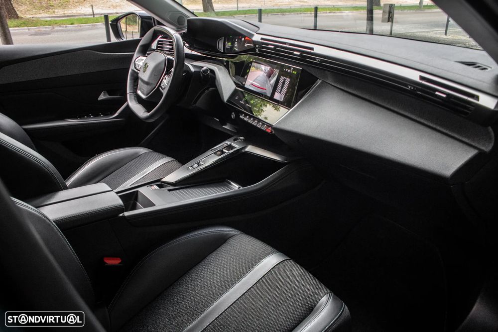 Peugeot 308 SW BlueHDi 130 EAT8 Allure - 24