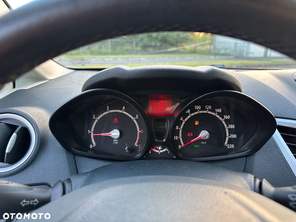 Ford Fiesta 1.25 Viva - 27