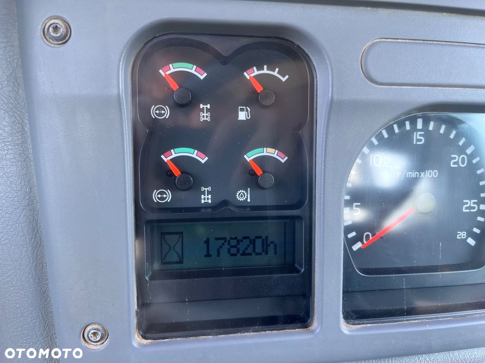 Volvo A25E - 24