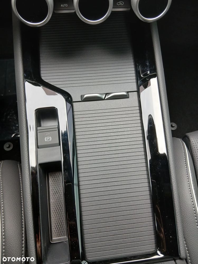 Skoda Superb 2.0 TSI Sportline DSG - 18