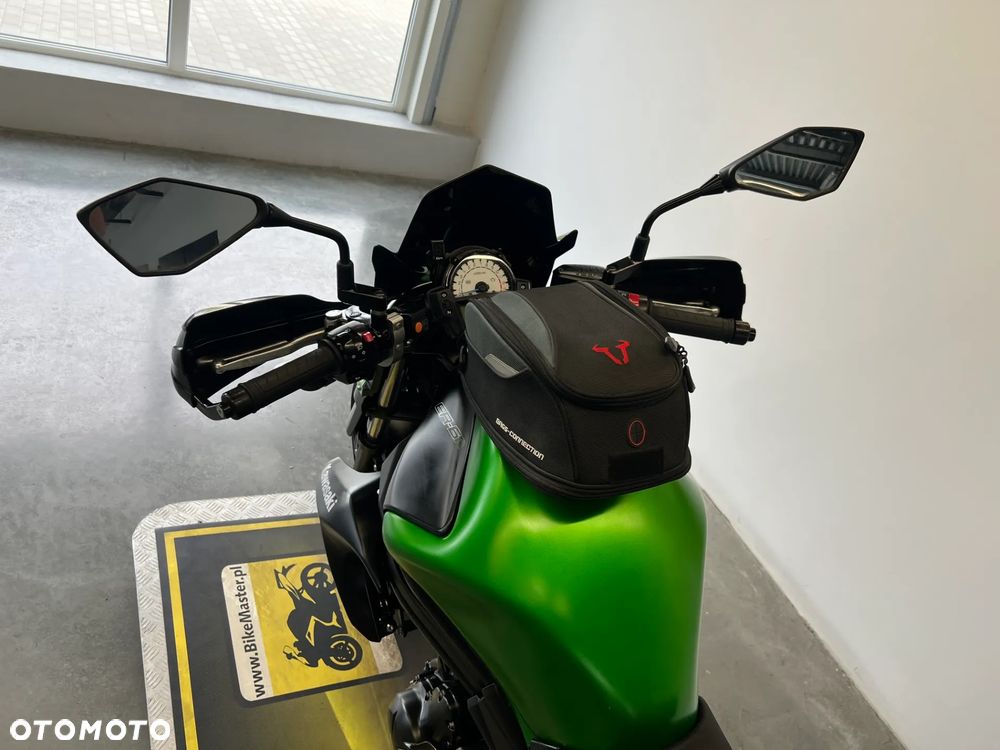 Kawasaki ER - 21