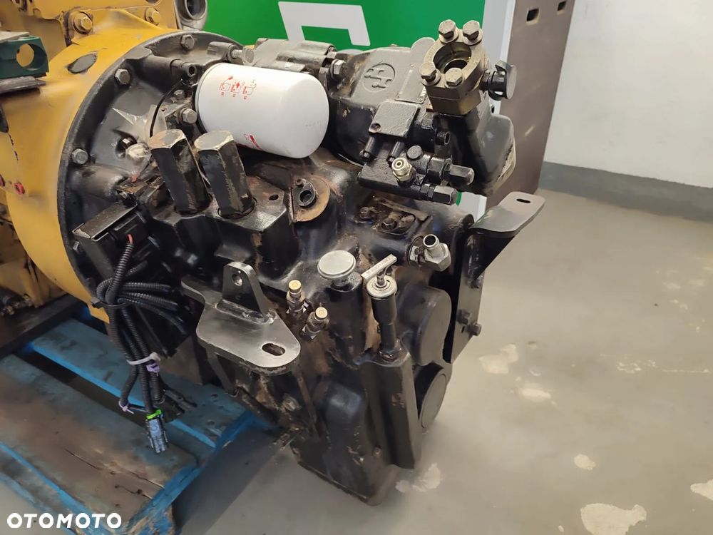 Silnik 3054 CAT TH 62 - 13
