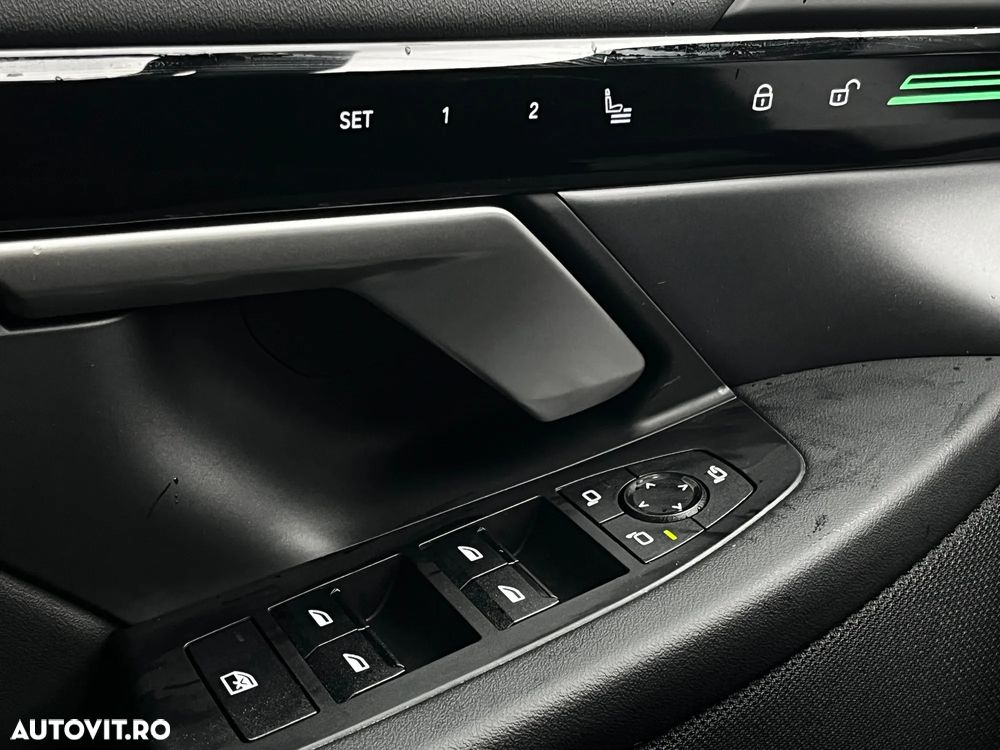 BMW Seria 5 520i AT MHEV - 20
