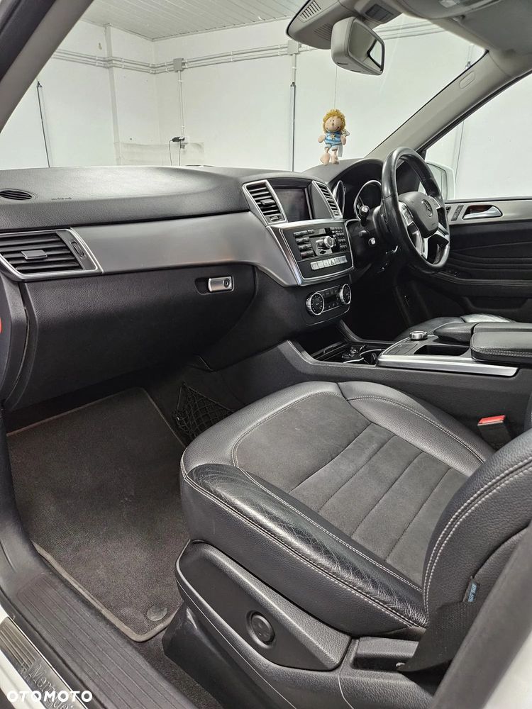 Mercedes-Benz ML 250 BlueTEC 4-Matic - 11