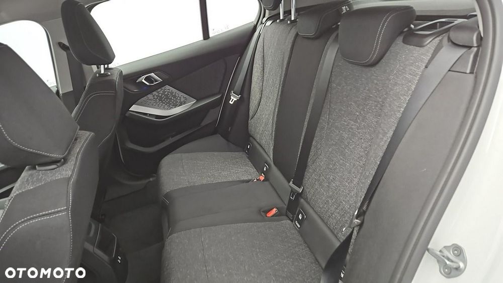 BMW Seria 1 - 21